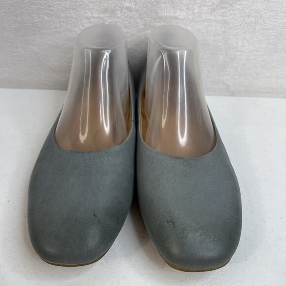 Born Beca Size 8.5 Ballet Flats Gray Leather Comfort Slip On Casual Shoes Dress - Picture 5 of 13